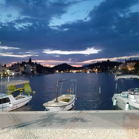 Tatil Evi Andrea Blace